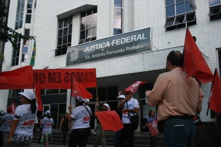 Chegada à Justiça Federal.