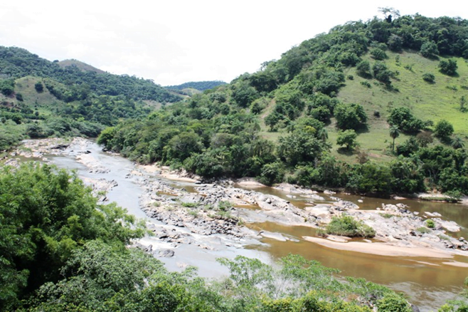 Rio Santo Antônio – Ferros, março/2014 