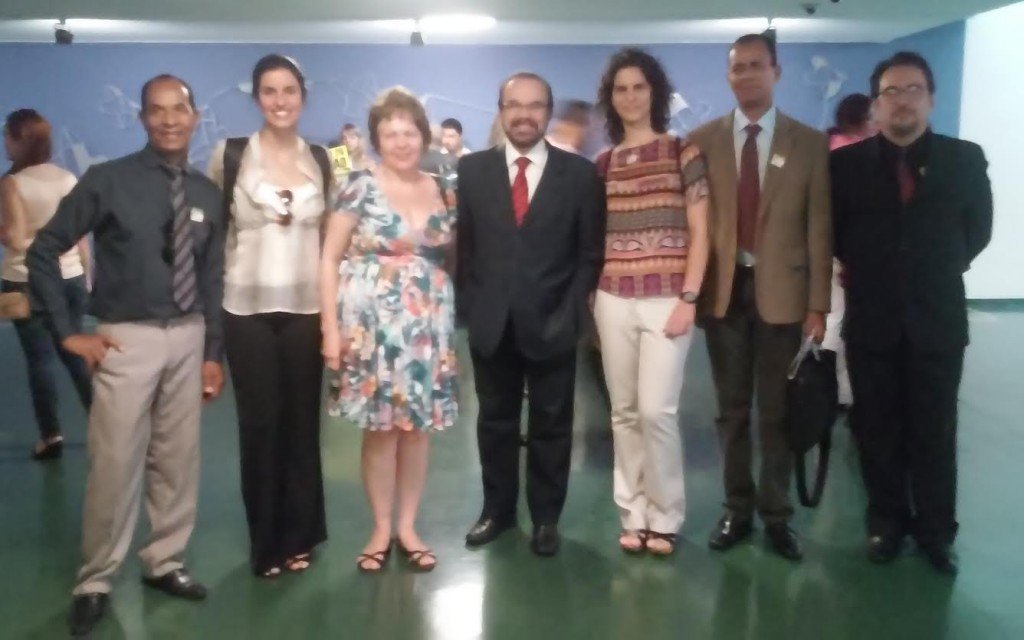 Mineiros com deputado mineiro Lincoln Portela, q votara p derrubada do veto