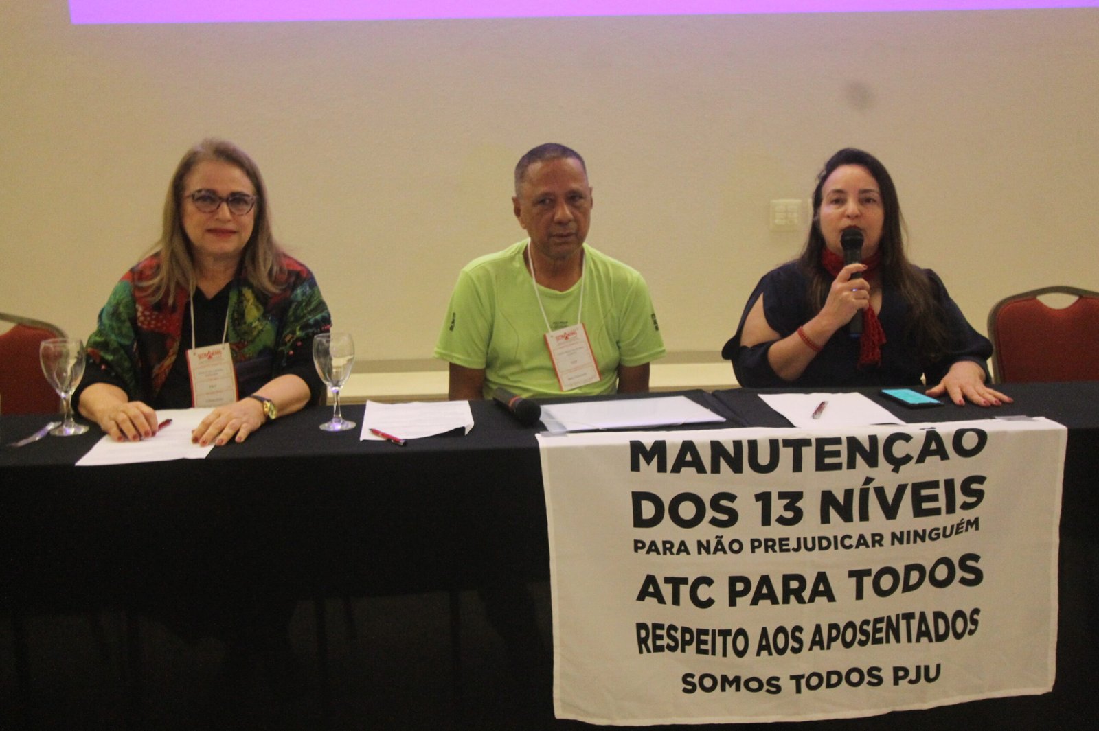 Coordenadores Joana D'Arc Guimarães, Carlos Cabeça e Eliana Leocádia, na abertura do Encontro